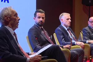 Iskoristiti geopolitički trenutak i ne napraviti grešku u finišu...