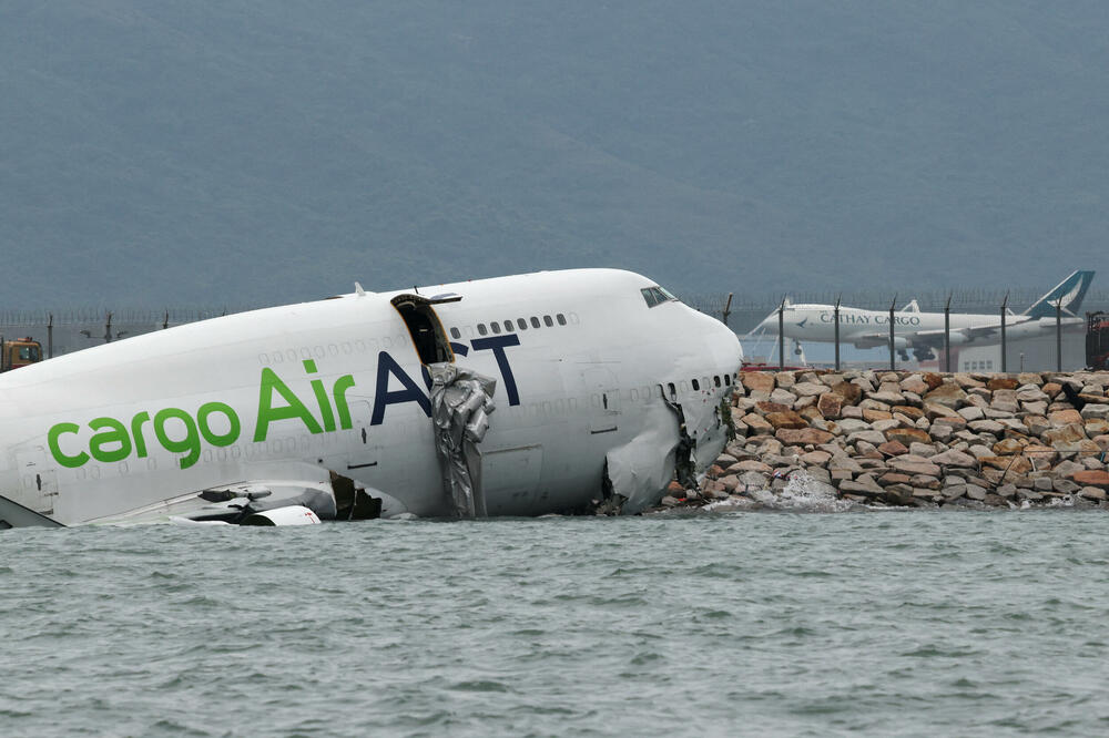 Srušeni avion, Foto: REUTERS