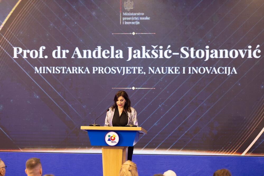 Jakšić-Stojanović: Promjene u obrazovnom sistemu iziskuju rad,...