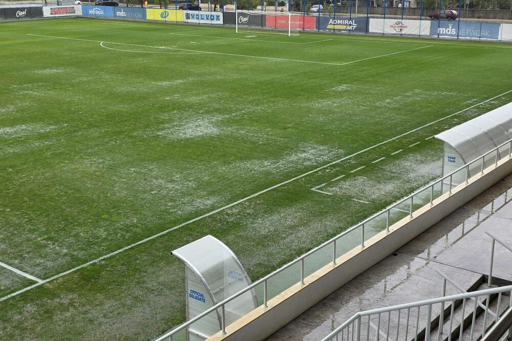 Uslovi daleko od mogućnosti da se odigra derbi, Foto: Vijesti sport
