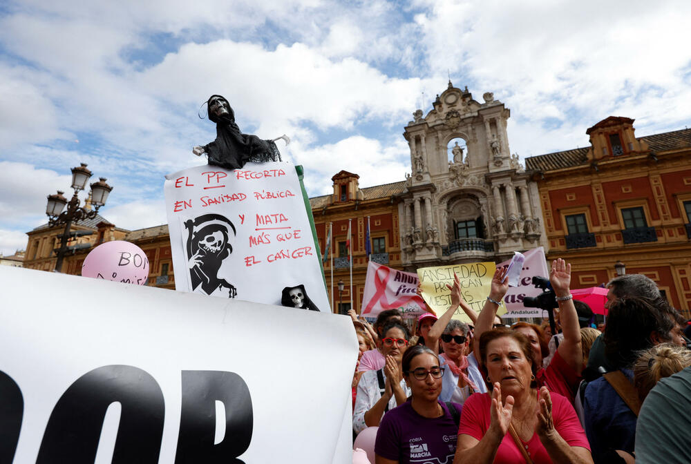 <p>Vlasti u južnom regionu Andaluzije, predvođene desničarskom opozicionom Narodnom strankom, navele su da najmanje 2.300 žena posljednjih godina nije obaviješteno o rezultatima svojih mamografa urađenih u javnim bolnicama, posebno u Sevilji</p>