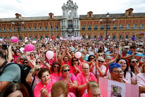 Više hiljada ljudi na demonstracijama u Sevilji: Protest zbog...