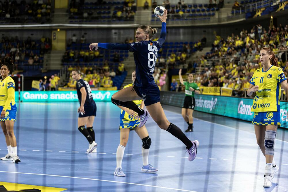 Nađa Kadović je odigrala dobar meč u Njemačkoj, Foto: ŽRK Budućnost