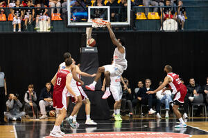 Budućnost uz bespotrebno opuštanje u finišu osvojila Beč