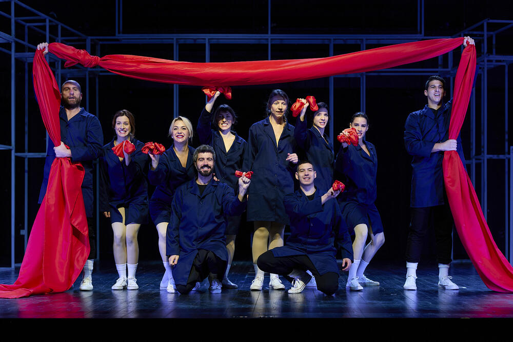 <p>Premijera predstave “Bolivud” privukla brojne gledaoce, ali ostaje pitanje da li je opravdala njihovo povjerenje</p>