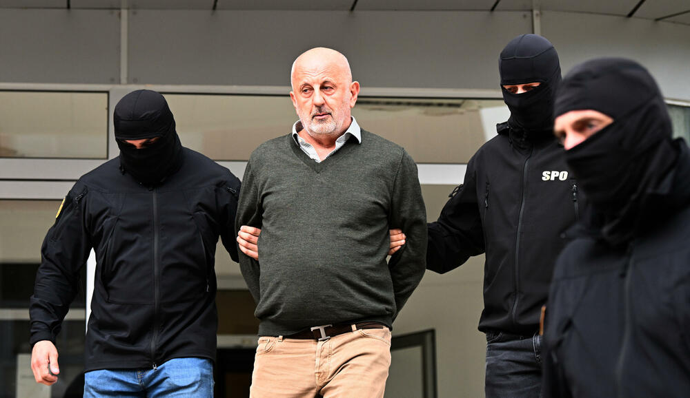 <p>Prema nezvaničnim informacijama "Vijesti", Ubović se tereti da je počinio krivično djelo pranje novca</p>