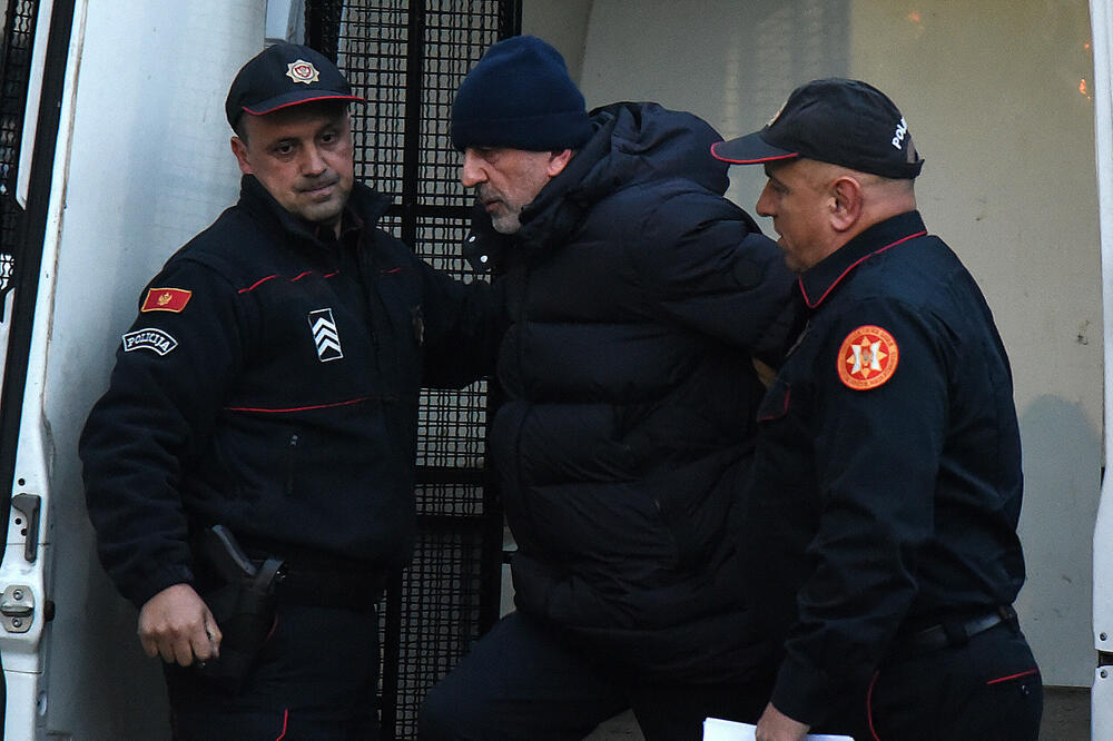 Privođenje Ubovića u SDT, Foto: Boris Pejović