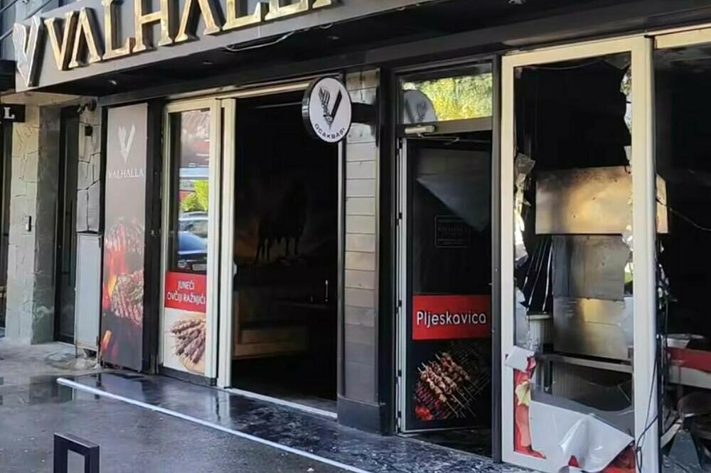 Policija apeluje na građane da se uzdrže od nasilja: Demolirani restoran turskih državljana, Foto: Fejsbuk/Screenshot