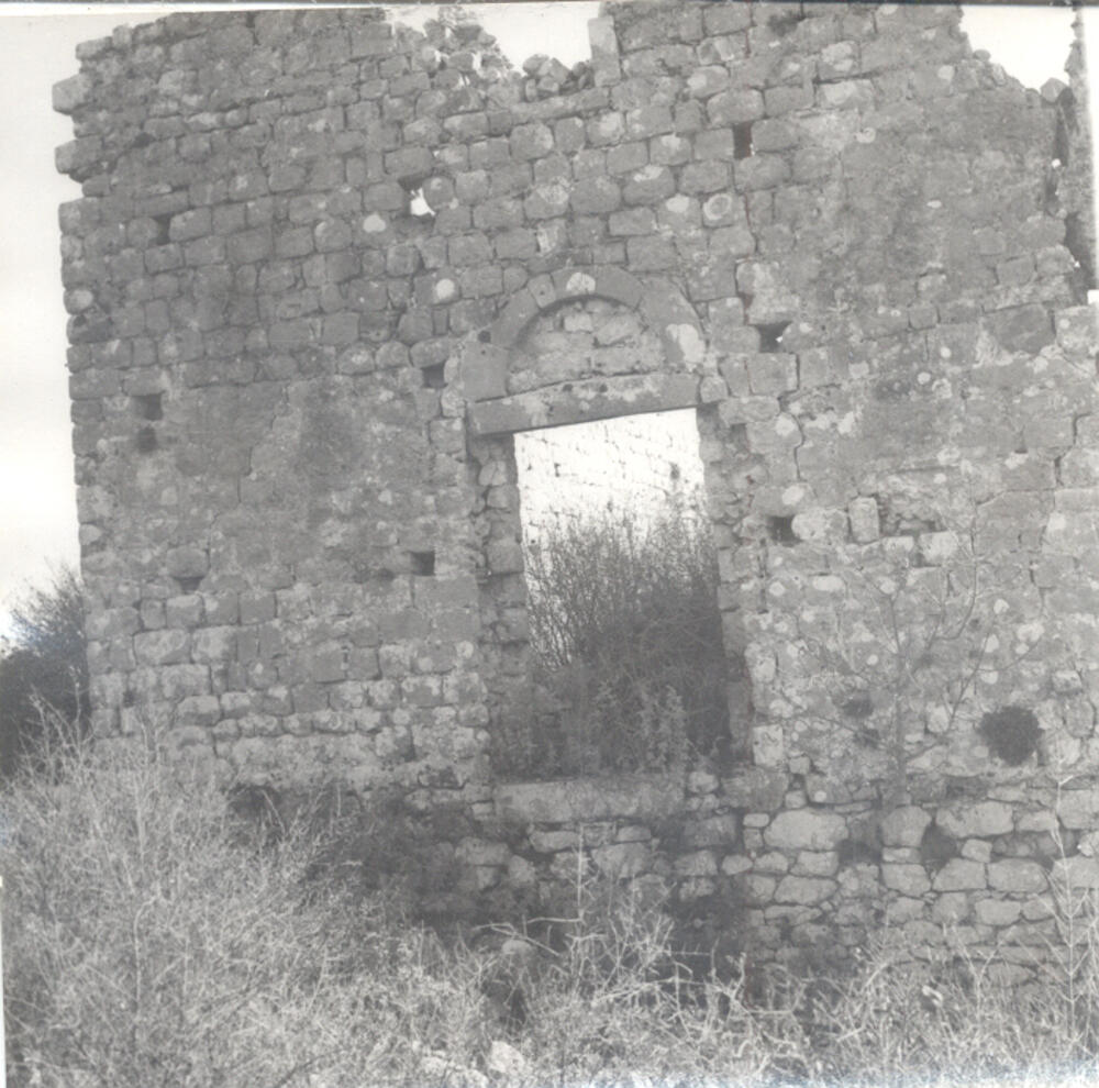 Ostaci crkve Sv Jovana Krstitelja