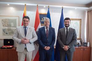 Jovanović i Odžić sa Štajnerom o jačanju aviodostupnosti i boljeg...