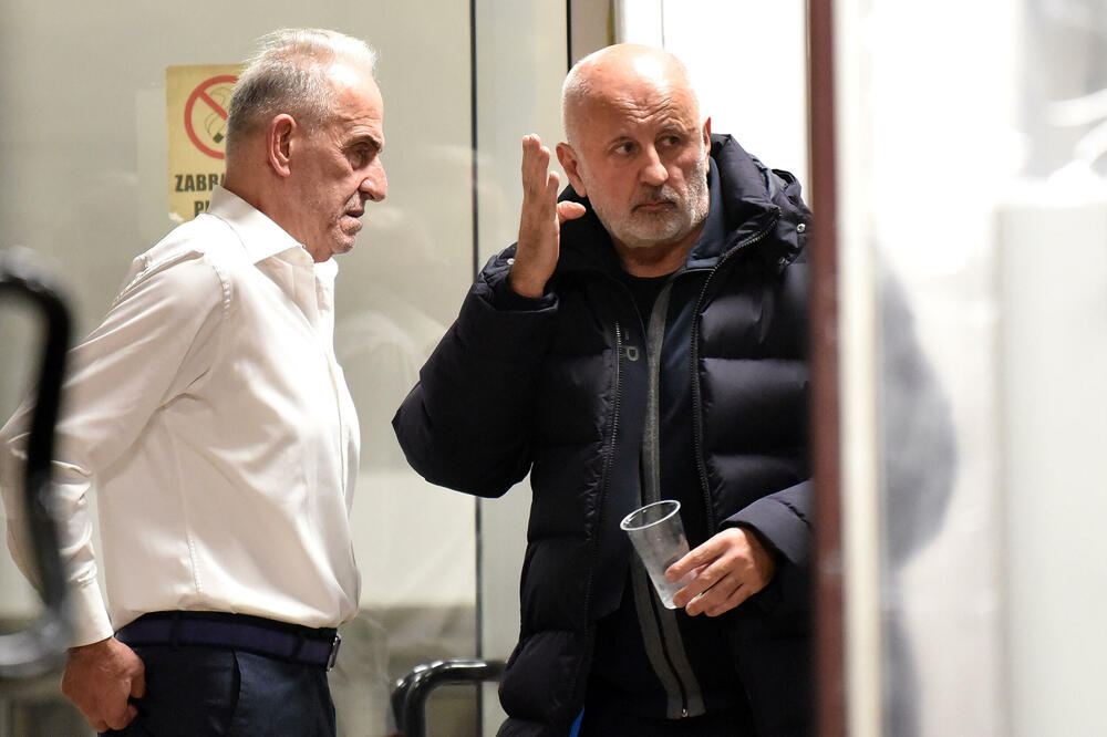 Ubović i advokat Piperović, Foto: Boris Pejović