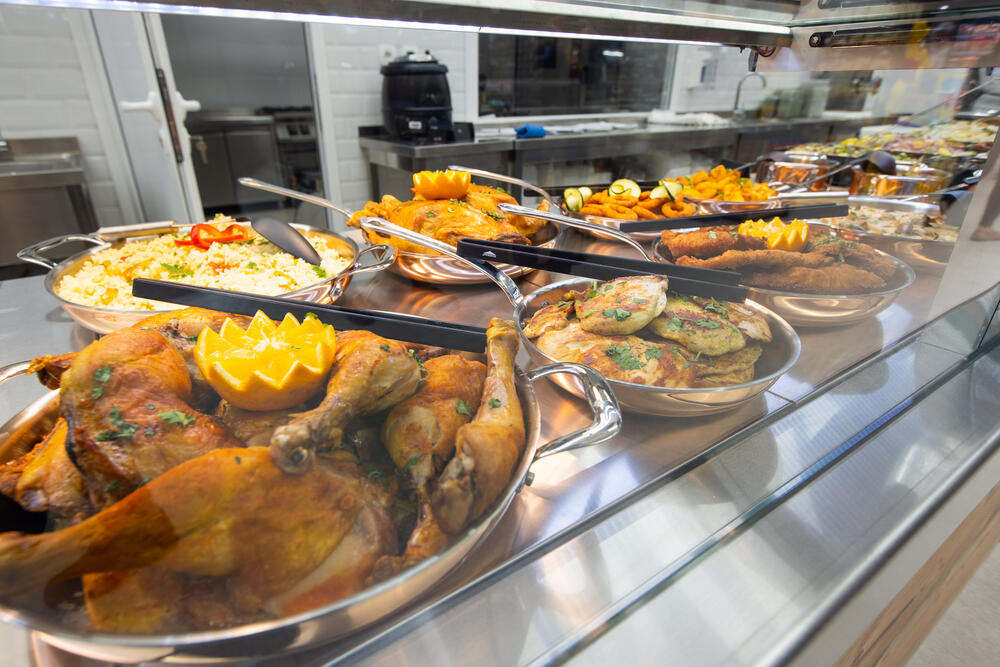 <p><em>Aroma na Starom aerodromu danas je ponovo otvorila vrata – ljepša, modernija i bogatija nego ikada!</em></p>