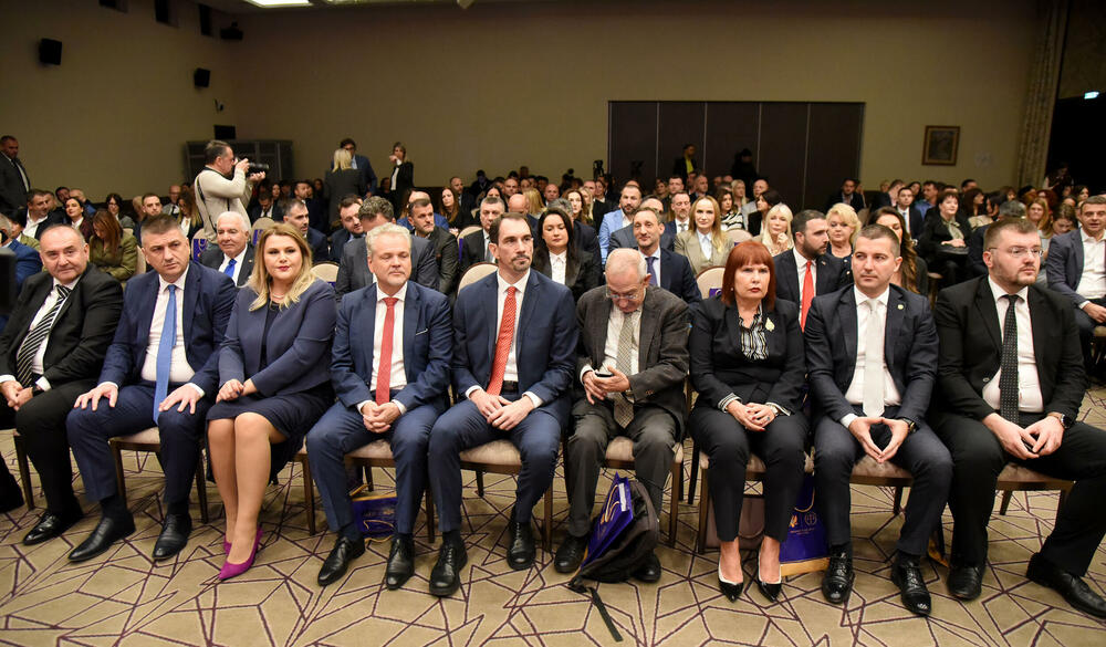 <p>Milatović, Spajić ni Mandić nisu došli na Dan državnih tužilaca</p>