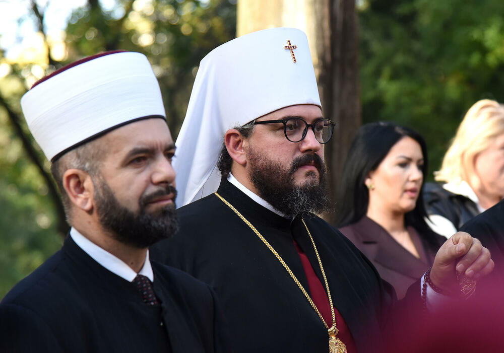 <p>Strategija za građansku Crnu Goru (STEGA organizovala je skup na platou dvorca Petrovića u Podgorici</p>