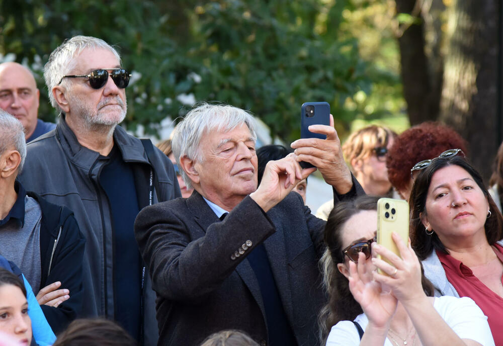 <p>Strategija za građansku Crnu Goru (STEGA organizovala je skup na platou dvorca Petrovića u Podgorici</p>