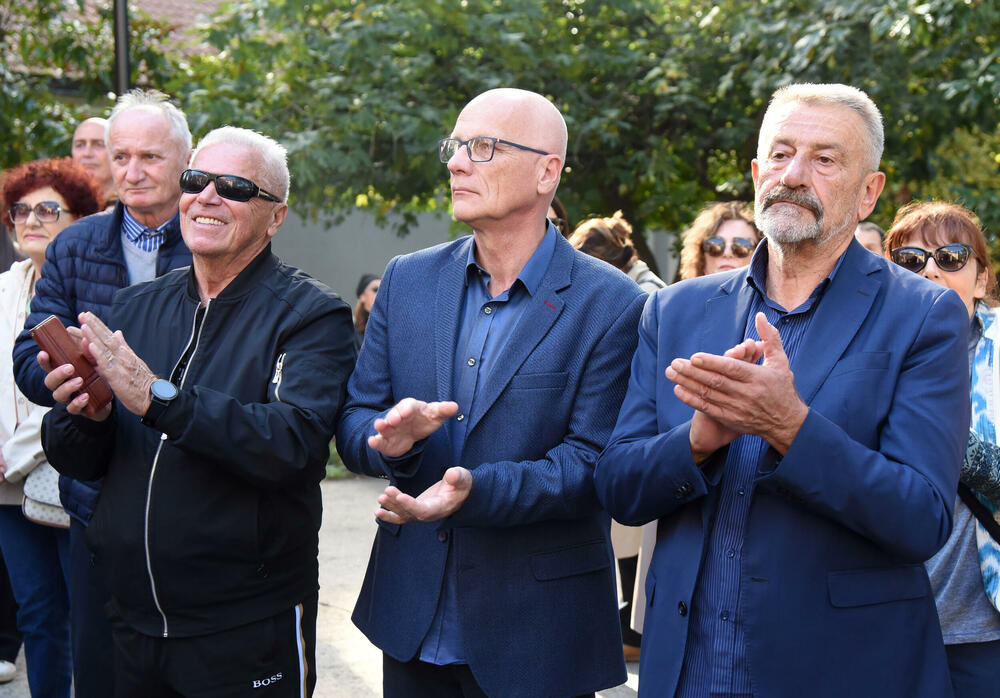 <p>Strategija za građansku Crnu Goru (STEGA organizovala je skup na platou dvorca Petrovića u Podgorici</p>