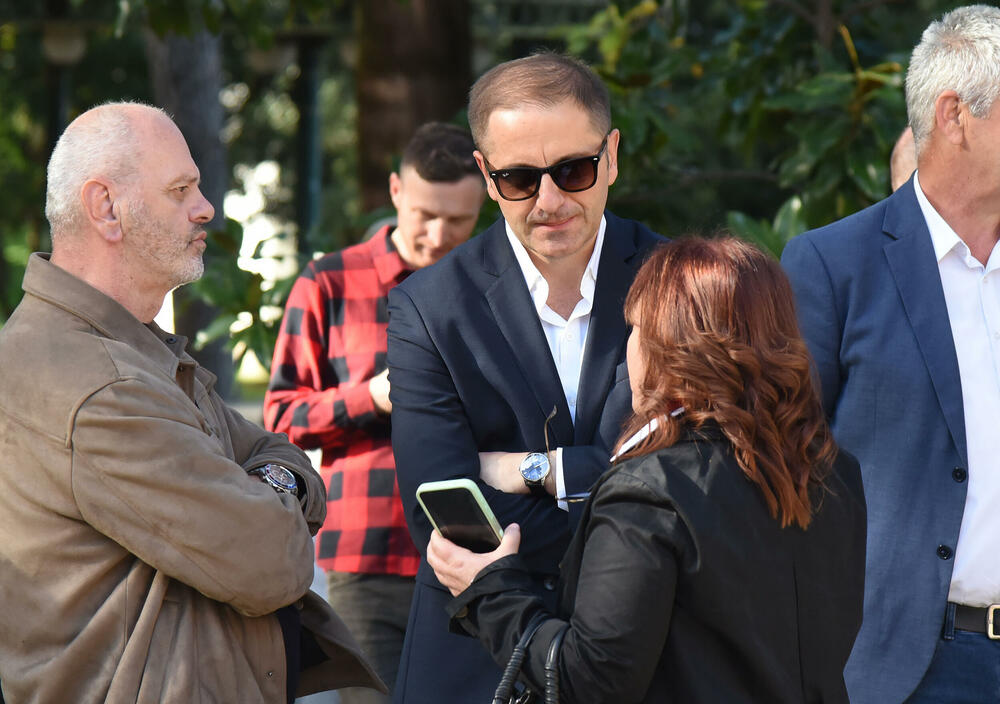 <p>Strategija za građansku Crnu Goru (STEGA organizovala je skup na platou dvorca Petrovića u Podgorici</p>