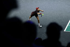 Siner za 62 minuta oduvao Zvereva - za prvu krunu Pariza i...