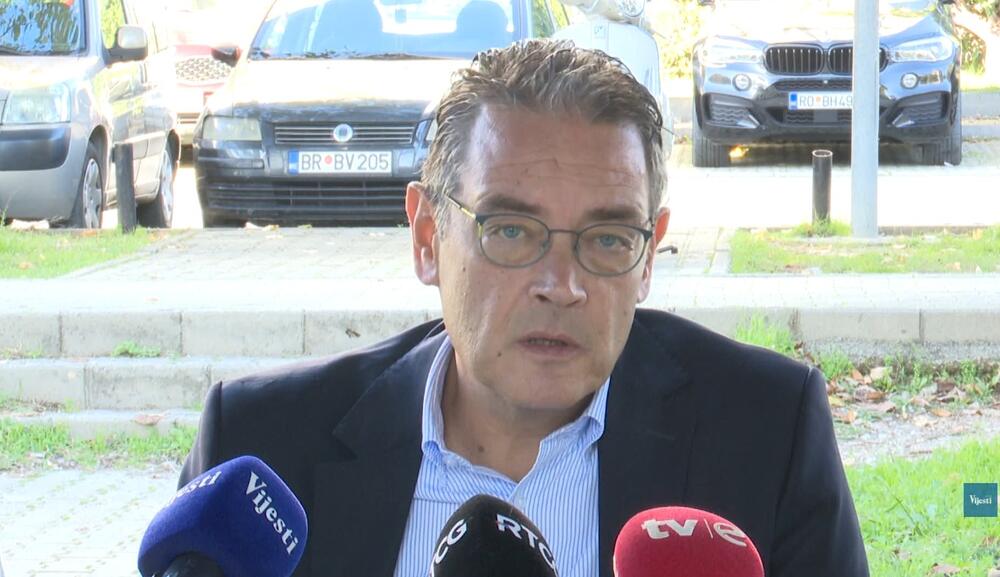 Kalkavan: Ukoliko odluka o uvođenju viza turskim državljanima ne...