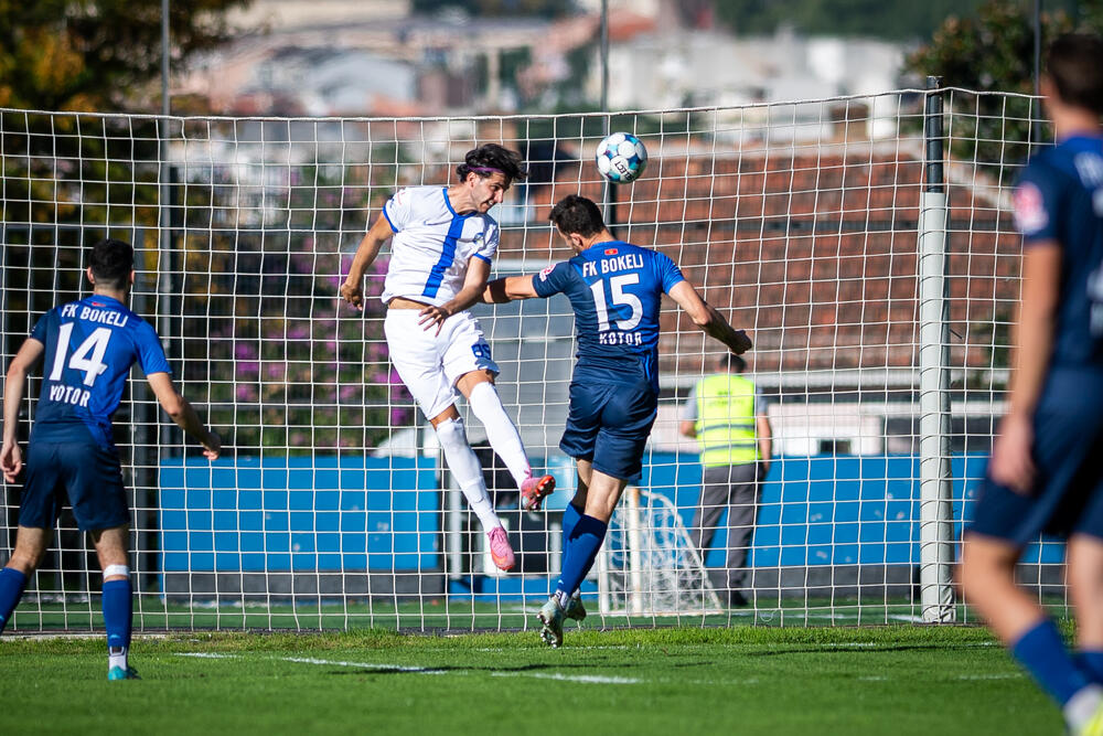 <p>Sutjeska u Kotoru savladala Bokelj SBBet 5:4, Mornar bolji od Jedinstva - 3:1</p>