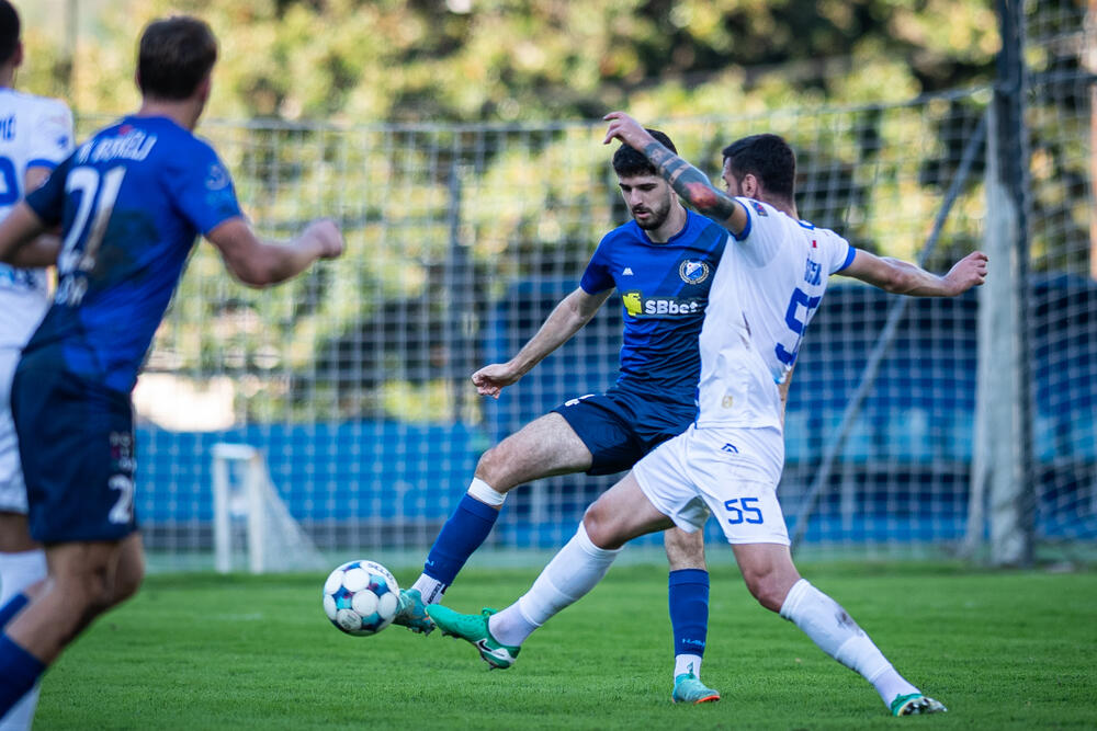 <p>Sutjeska u Kotoru savladala Bokelj SBBet 5:4, Mornar bolji od Jedinstva - 3:1</p>