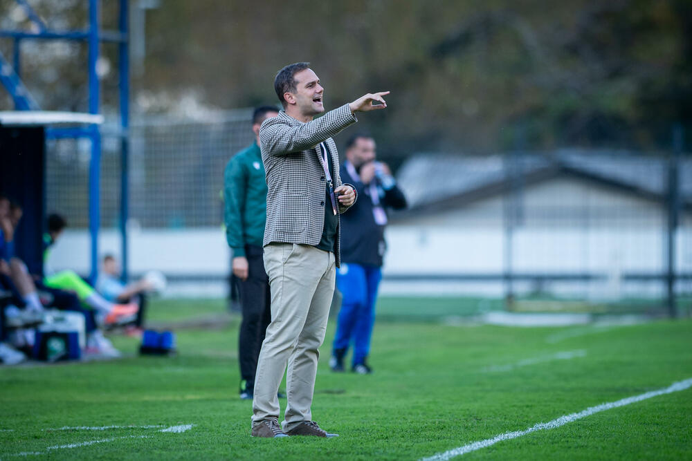 <p>Sutjeska u Kotoru savladala Bokelj SBBet 5:4, Mornar bolji od Jedinstva - 3:1</p>