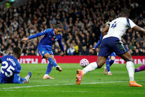 Žoao Pedro riješio londonski derbi