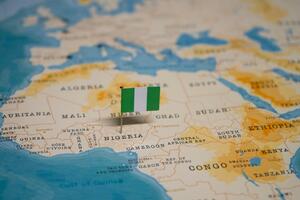 DW: Nigerija – bogati afrički džin