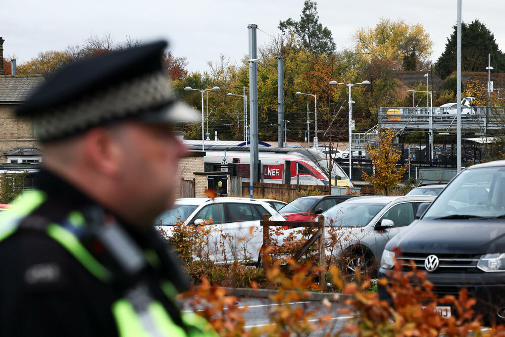 <p>Policijski zvaničnik Džon Lavles rekao je medijima da je od devet osoba koje su u zadobile povrede opasne po život, četvoro otpušteno iz bolnice, dok dvoje i dalje ima povrede koje ugrožavaju život</p>