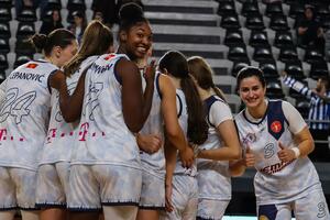 "Vučice" sjutra žele treći trijumf protiv košarkašica Zagreba