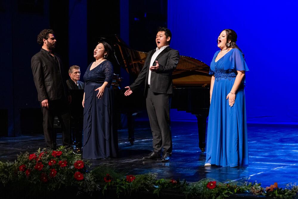 <p><br /> Povodom Dana Crnogorskog narodnog pozorišta, na Velikoj sceni sinoć priređeno nezaboravno veče operske umjetnosti: spoj tradicije, emocije i međunarodne saradnje</p>