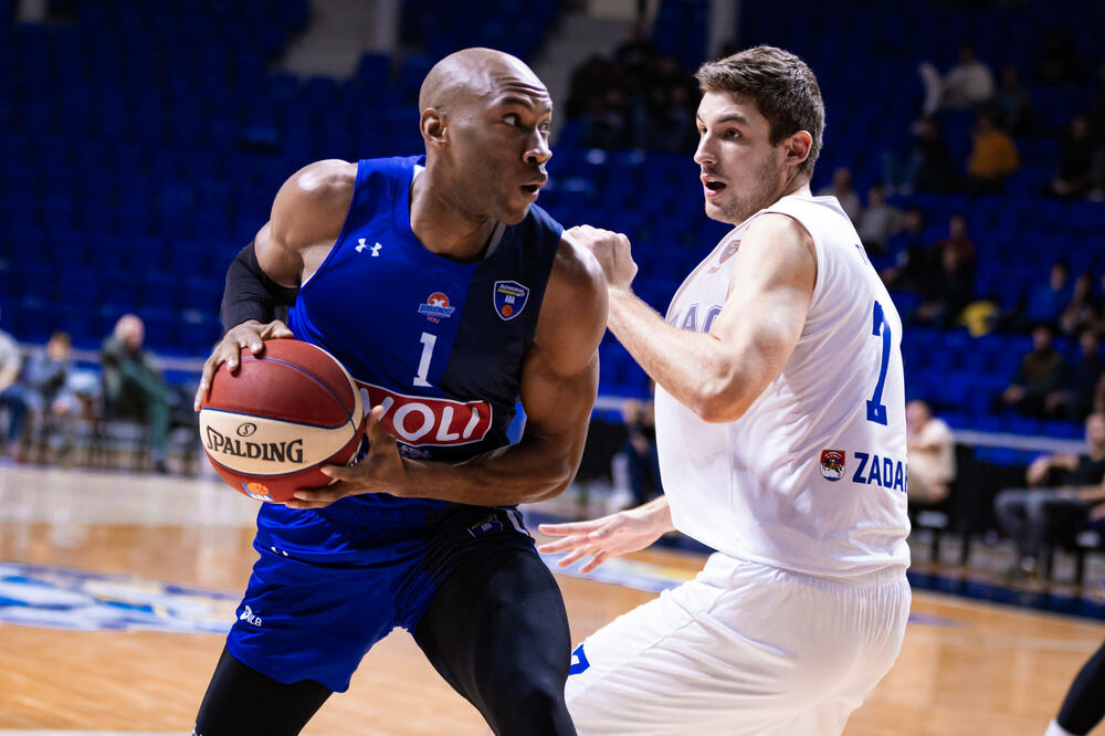 Rašid Sulajmon na utakmici sa Zadrom, Foto: KK Budućnost Voli/Filip Roganović