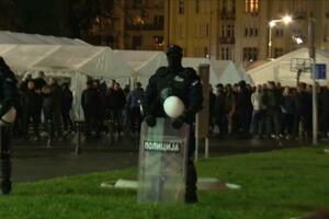 FoNeT: Maskirane osobe iz Ćacilenda oborile na zemlju i šutirale...