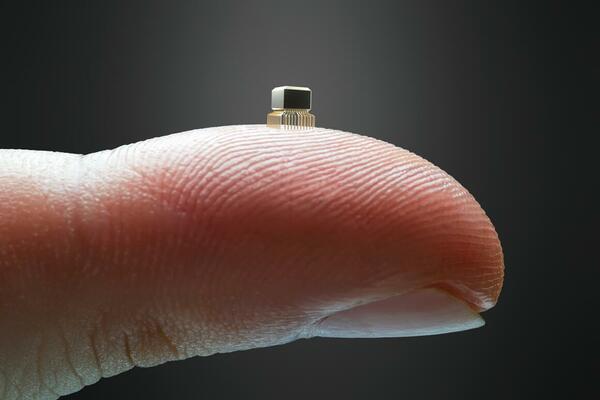 Pogledajte M:tech: Mikročip u ruci - futuristički trend ili korak...