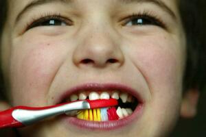 Zašto nije uvijek najbolje prati zube dva puta dnevno