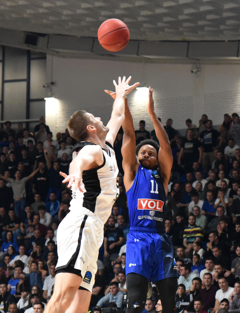 <p>Atmosfera iz dvorane "M-Tel Morača" treba da bude pravi primjer i prava poruka<br /> </p>