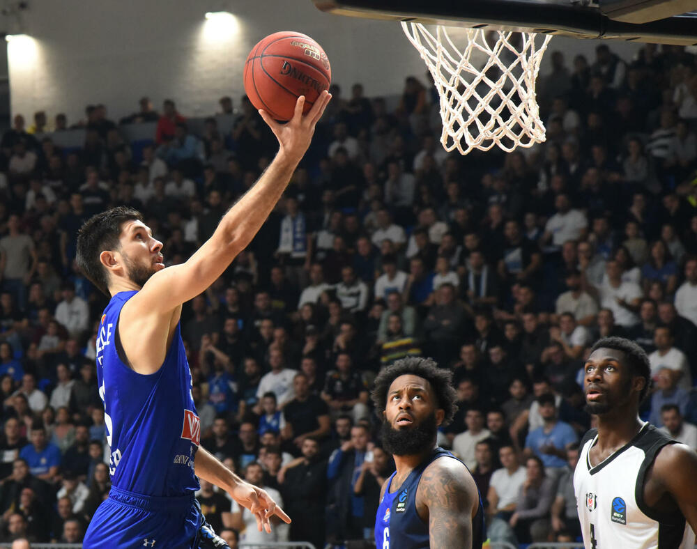 <p>Atmosfera iz dvorane "M-Tel Morača" treba da bude pravi primjer i prava poruka<br /> </p>