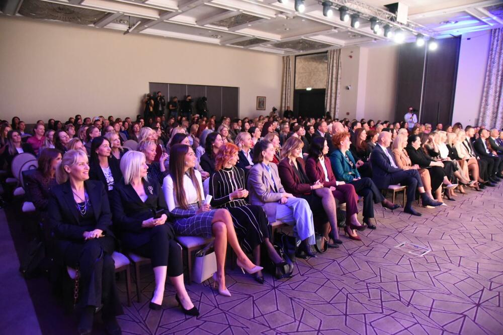 konferencija liderki