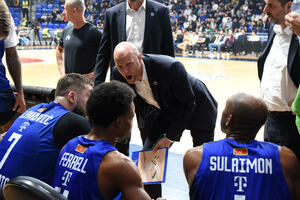 Budućnost Voli danas u podne počela prodaju paketa ulaznica sa...