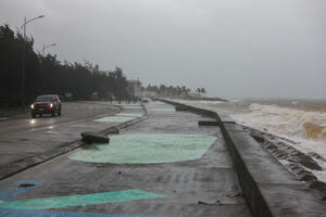 Tajfun Kalmegi pogodio Vijetnam nakon što je usmrtio 114 ljudi na...