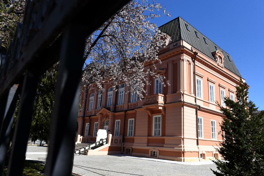 U objektu sad smješten FDU: zgrada bivšeg ruskog poslanstva, Foto: BORIS PEJOVIC