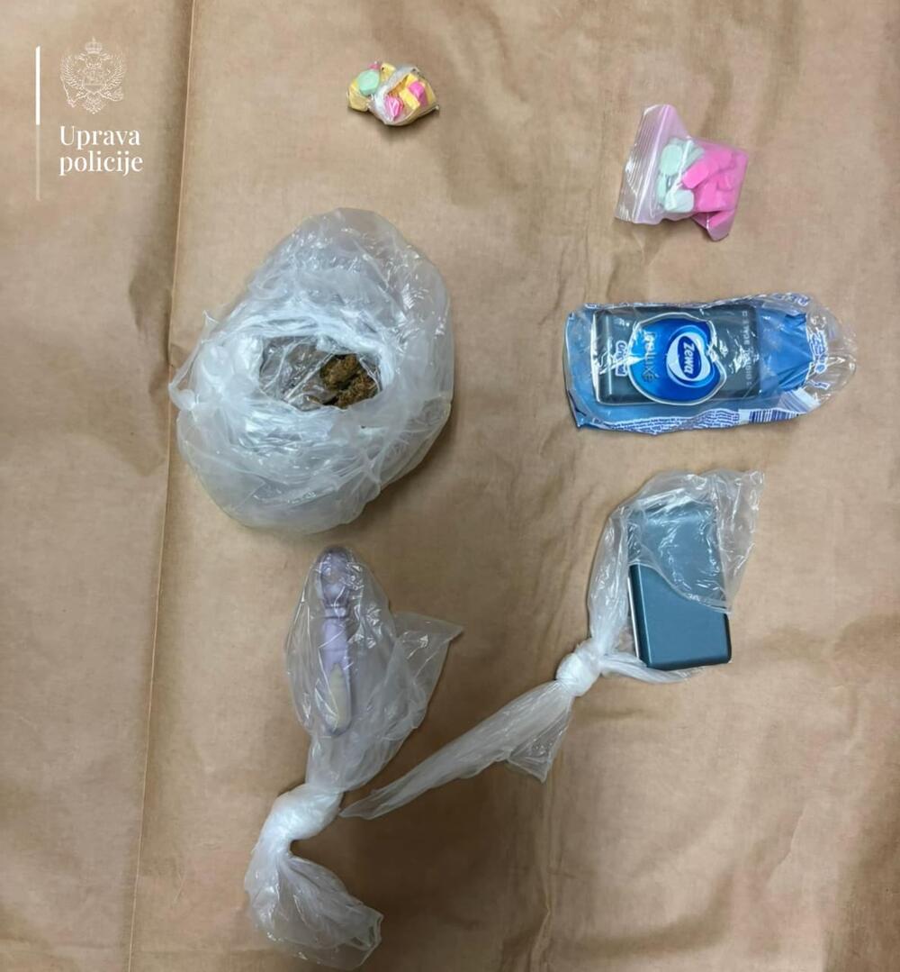 <p>Kontrole i pretresi obuhvataju pripadnike kriminalnih grupa, sa njima povezana i operativno interesantna lica</p>