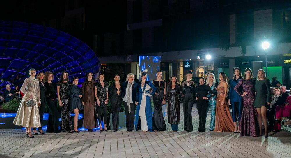 <p>Predsjednik Modne komore Crne Gore Srđan Lubarda, ali i modne dizajnerke koje su posljednje večeri Nedjelje mode predstavile po jedan model inspirisan Đorđom Armanijem, pričali su za &ldquo;Vijesti&rdquo; o značaju i nasljeđu čuvenog italijanskog kreatora</p>