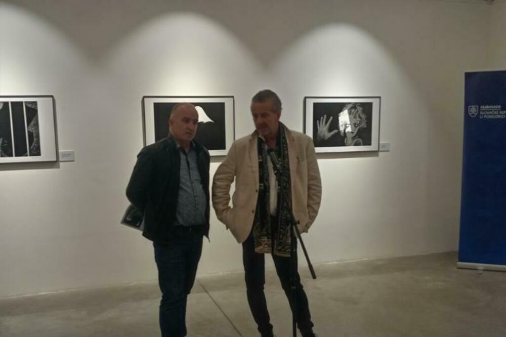 Marius Barton (desno) na otvaranju izložbe u Podgorici, Foto: Pavle Savović