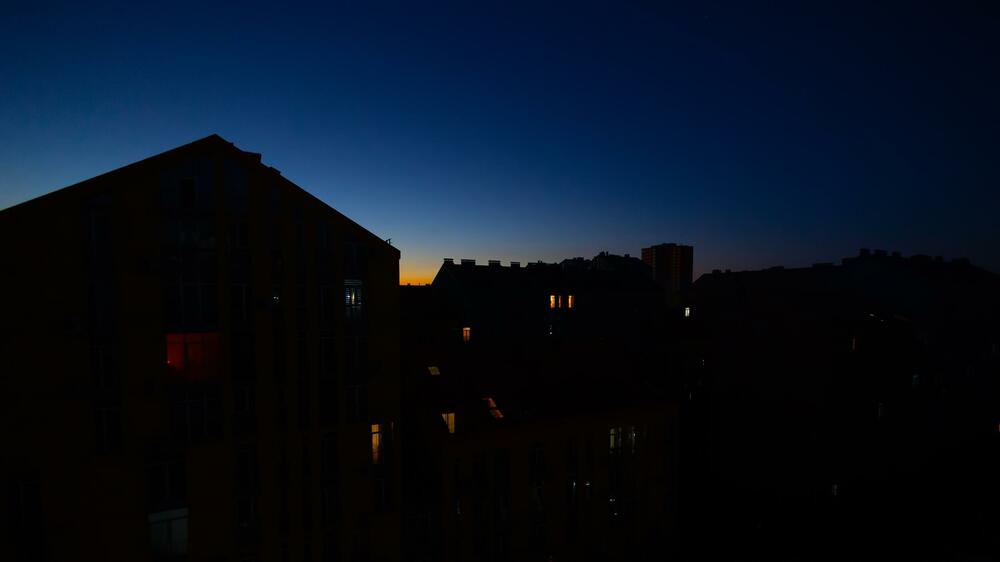 U Rusiji najmanje 20.000 ljudi bez struje poslije ukrajinskih...