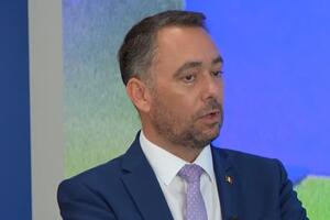 Belgijski avion u kome je bio i ministar spoljnih poslova morao...