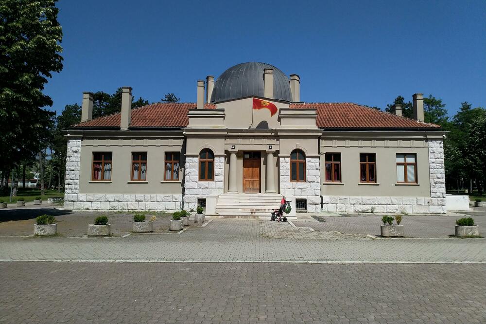 Biblioteka "Njegoš" u Nikšiću, Foto: Wikipedia.org