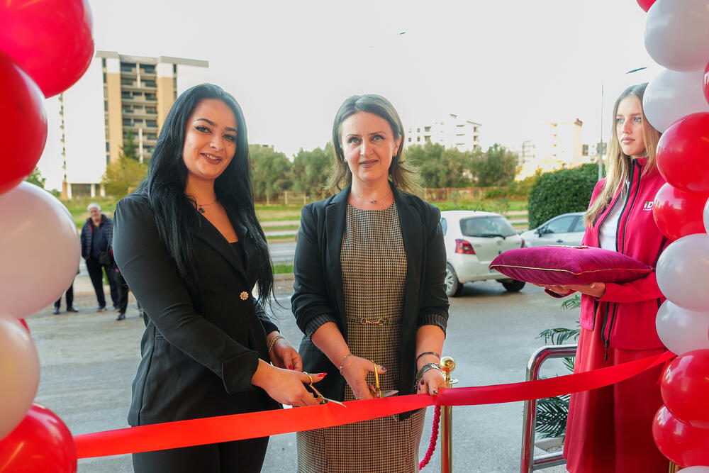 <p>Svojim komšijama, Barankama i Baranima, ali i brojnim posjetiocima ovog primorskog grada, ponovo je svoja vrata otvorila renovirana IDEA prodavnica. Na dobro poznatoj adresi &ndash; Bulevar 24. novembra, očekuje vas modernizovana prodavnica sa unaprijeđenom ponudom, spremna da odgovori na potrebe savremenih kupaca.</p>