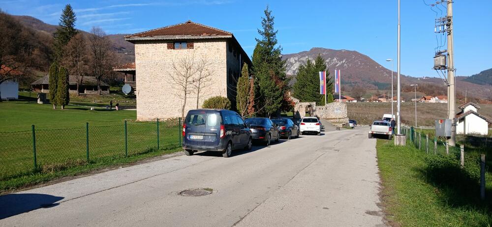 Policija nije pronašla spomenik Đurišiću u konaku manastira, pri...