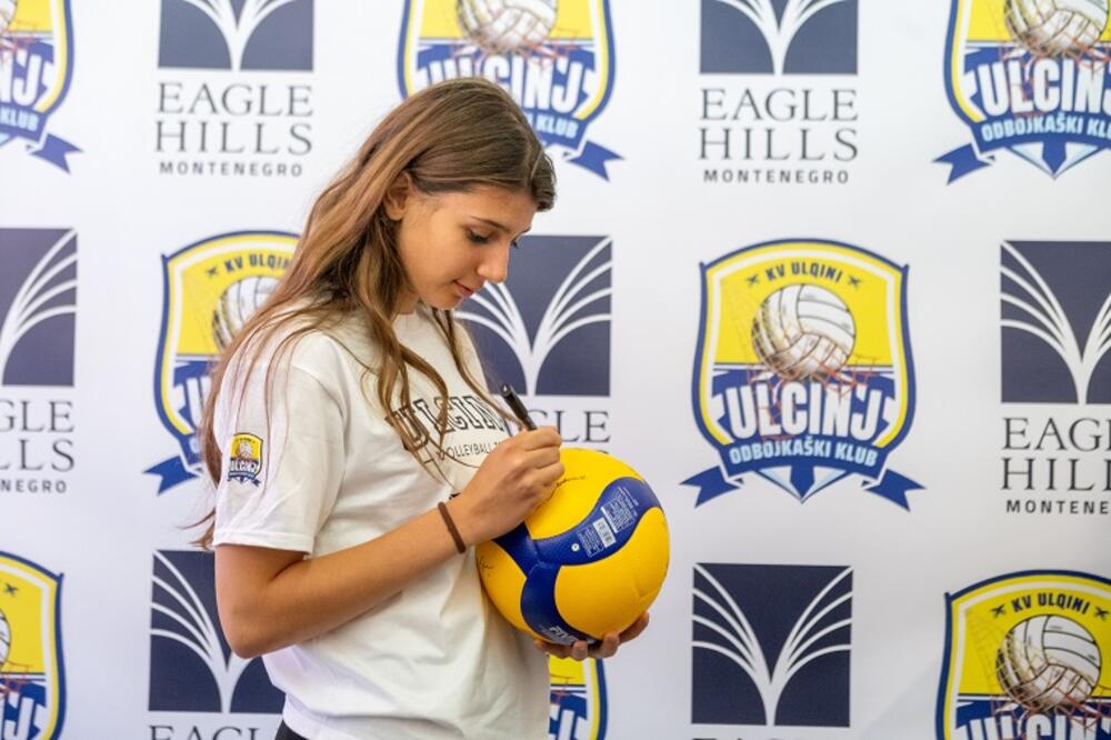 <p>Danas je u Ulcinju potpisan ugovor o sponzorstvu između kompanije <strong>Eagle Hills Montenegro</strong> i <strong>Odbojkaškog kluba Ulcinj</strong>, čime je ozvaničena nova saradnja usmjerena na razvoj sporta i podršku lokalnoj zajednici.</p>